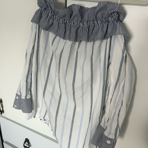 English Factory Ruffle Off-Shoulder Top M - Picture 3 of 4